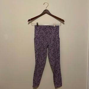 Athleta Salutation Stash Pocket II Tight